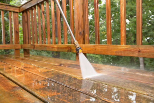 Best Deck Pressure Washing  in Sagamore, MA
